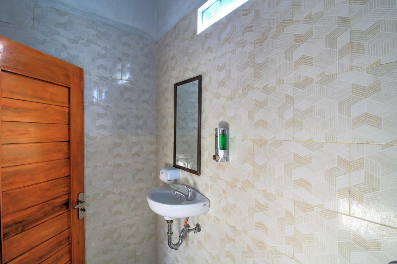 Arys Guest House Sakti ภายนอก รูปภาพ
